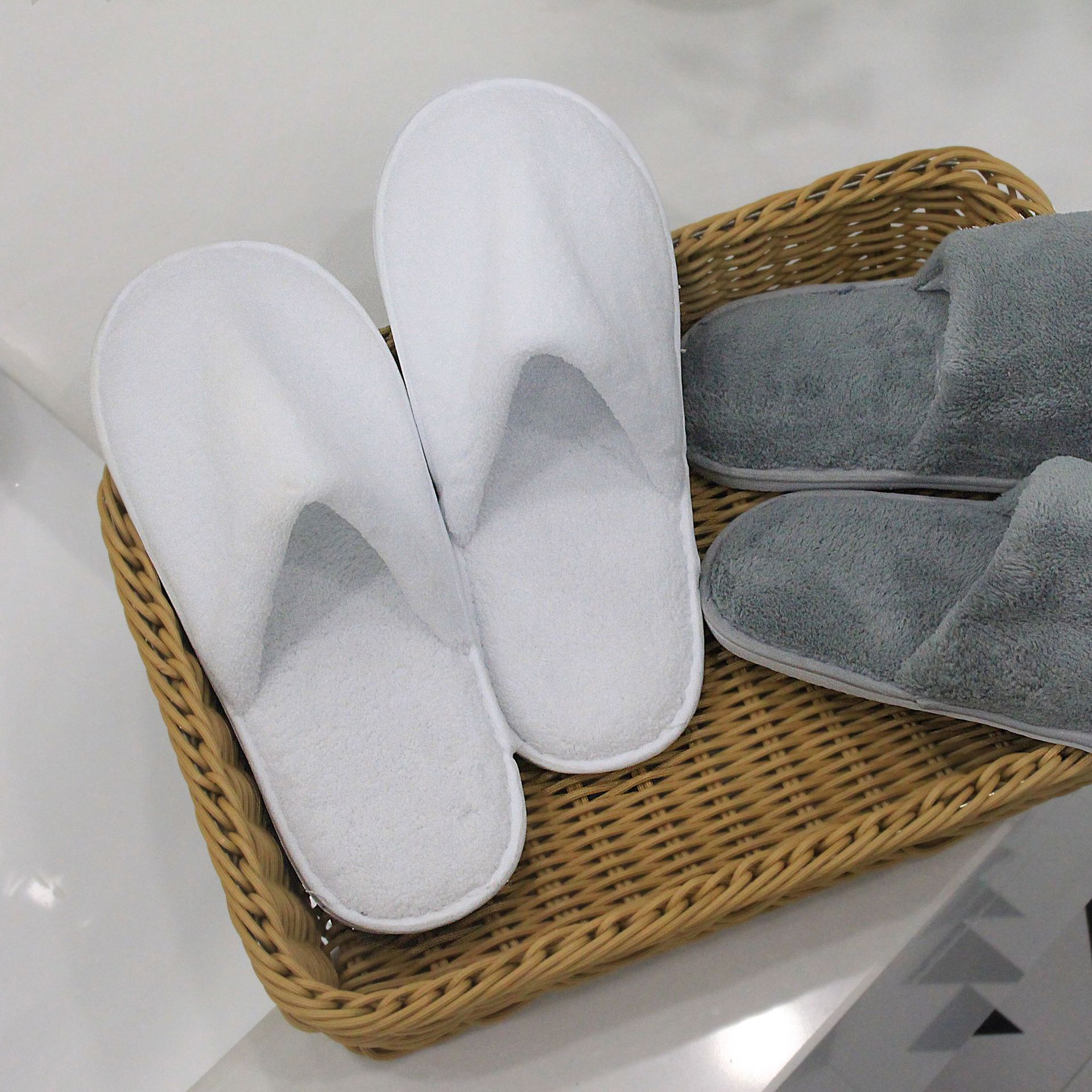 The Benefits of Coral Velvet Disposable Slippers