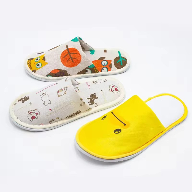Custom Logo Home Use Child Slipper Cartoon Indoor Guest Bedroom Slipper