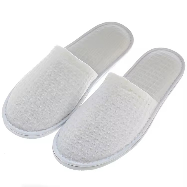 White Disposable Hospital Slippers OEM Luxury Spa Hotel Room Guest Waffle Slippers