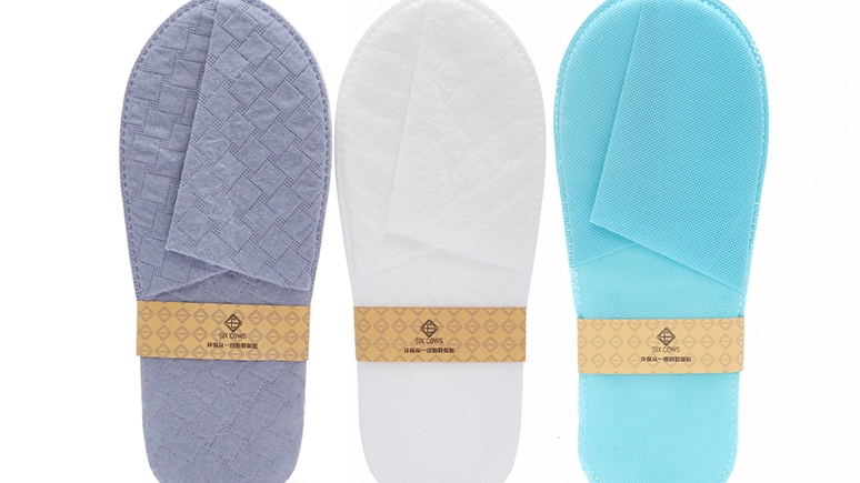 Custom Non-Woven Hotel Slippers – Comfort Meets Convenience for Modern Hospitality