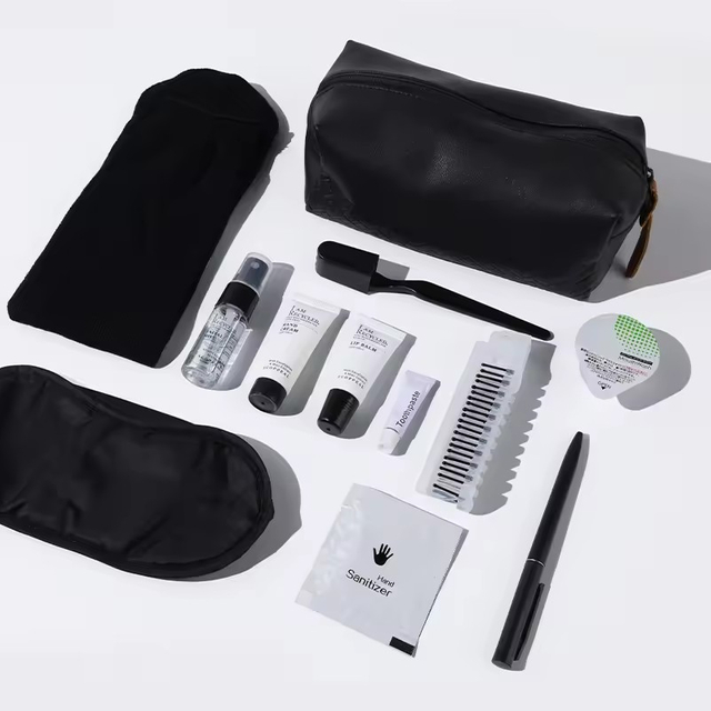 Custom Logo Eco Friendly Complete Craft Paper Travel Amenities Kit With Mini Cosmetic Bag