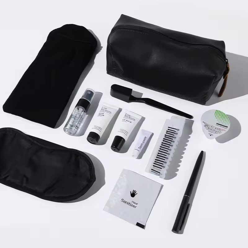 Custom Logo Eco Friendly Complete Craft Paper Travel Amenities Kit With Mini Cosmetic Bag