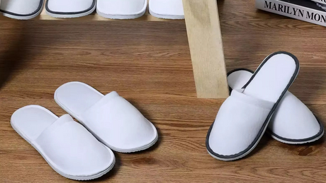 Closed Toe Spa Slippers_1578_887.jpg