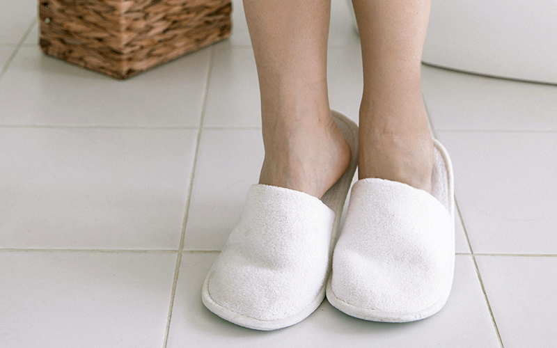 slippers