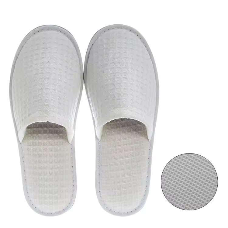 White Disposable Hospital Slippers OEM Luxury Spa Hotel Room Guest Waffle Slippers