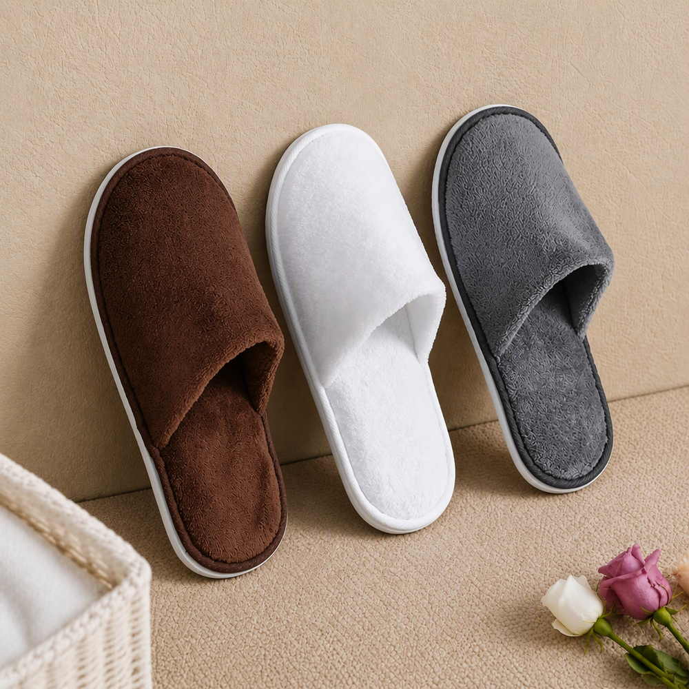 Wholesale Hotel Spa Disposable Travel Guest Slippers Sample Offered Anti-Slip Coral Fleece Slippers